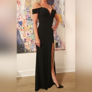 Elegant Black Evening Gown